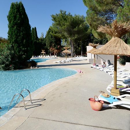 Residence Odalys Le Village Camarguais Les Gardians อาร์ลส์ ภายนอก รูปภาพ