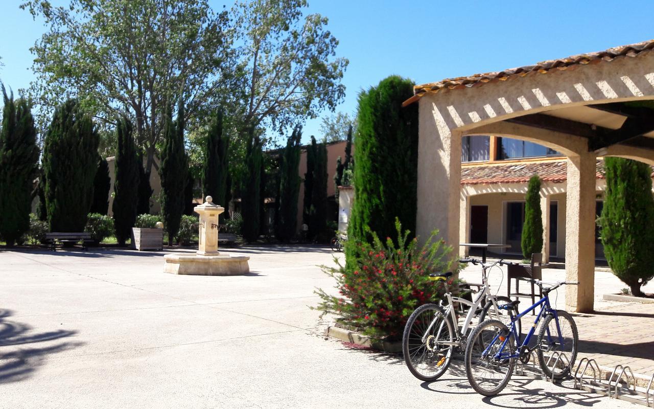 Residence Odalys Le Village Camarguais Les Gardians อาร์ลส์ ภายนอก รูปภาพ
