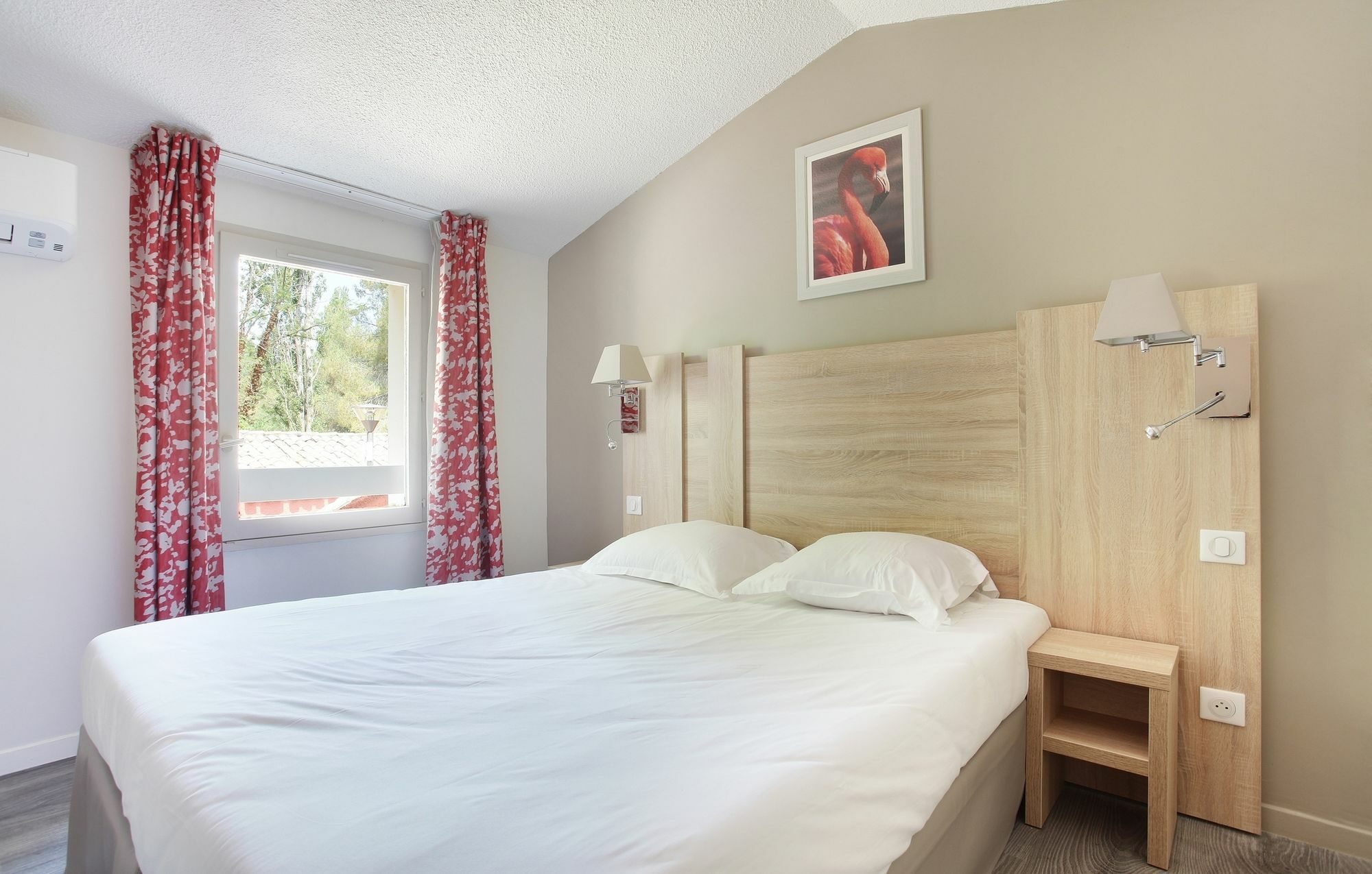 Residence Odalys Le Village Camarguais Les Gardians อาร์ลส์ ภายนอก รูปภาพ